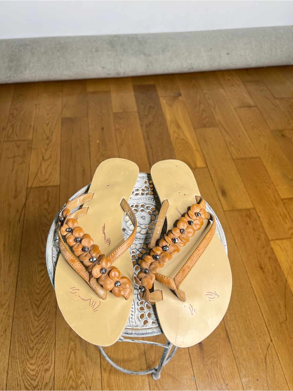 Women’s Beige Tan Beaded leather Slide Sandals